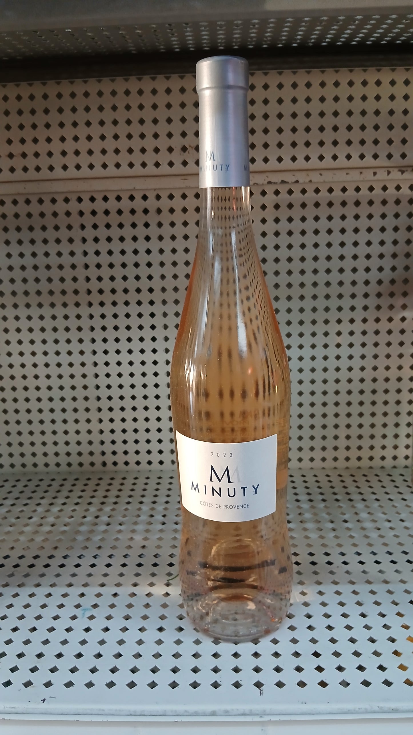 Minuty rosé wine